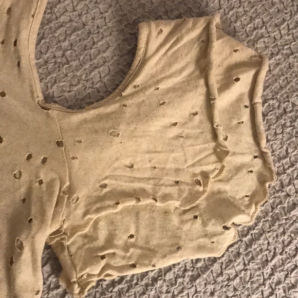 FRANCESCA’S Ripped Shoulder Top - Picture 3 of 4